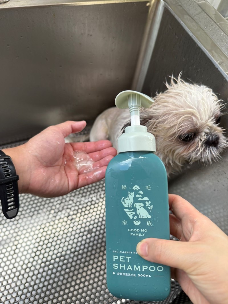 女人知己試用大隊,口碑行銷,部落客行銷,Goodmofamily歸毛家族 寵物肌膚救星組,歸毛家族 寵物肌膚救星,舒敏保濕洗毛乳,護膚噴液,精萃營養霜,博士30年生技專業,給足皮膚營養保護力,無抗生素 無類固醇,神經醯胺,19種綜合胺基酸,榮獲SNQ國家認證,上萬毛爸媽見證,3週幫助皮膚健康,NO.1寵物肌膚口碑霸主,寵物第一護膚領導品牌